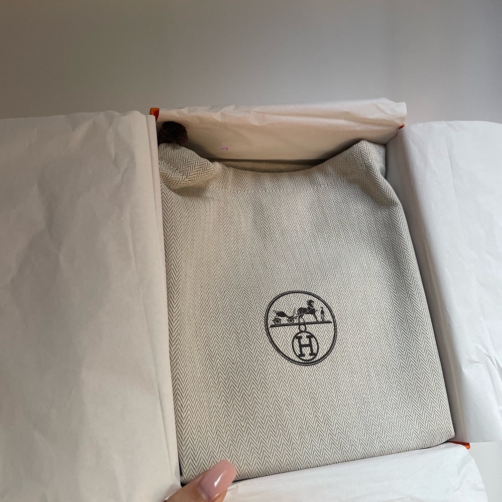 BRAND NEW - Hermes Evelyn TPM - Picture 7 of 8